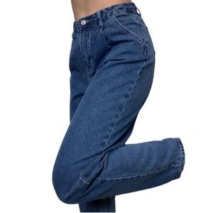 Shein 90s looking blue over sized jeans